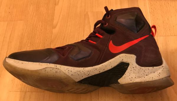 nike basketball shoes lebron 13